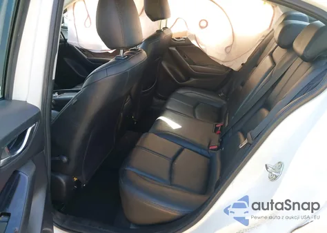 2018 Mazda Mazda3 Touring из США, поврежденный, VIN 3MZBN1V35JM259744